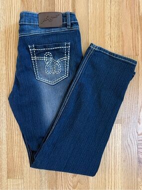 Dark Blue Skinny Jeans with Embroidered Back Pocket